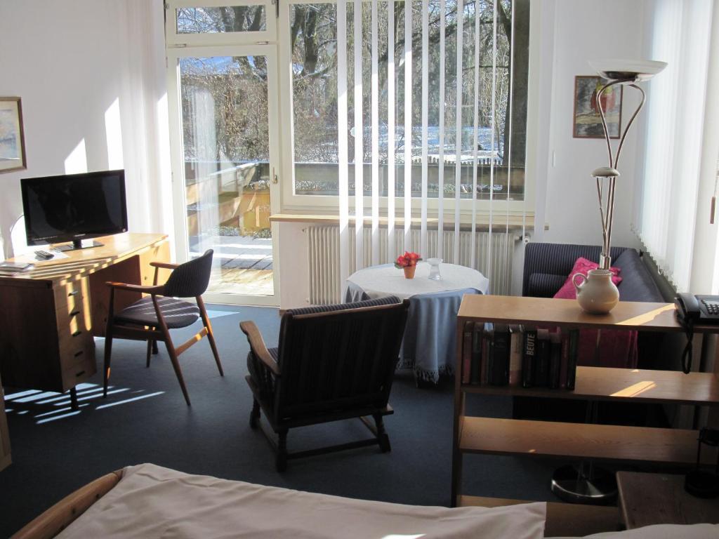 Hotel-Café Schauinsland Horn-Bad Meinberg Habitación foto